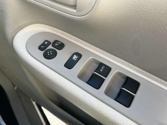 「早い」「安い」「安心」の車検は立ち合い・事前見積車検で地域の皆様にご愛顧頂いております。土曜日・日曜日も営業しておりお客様のご都合でご予約ご来店頂けます♪