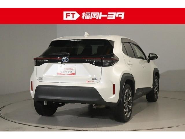 ☆トヨタ認定中古車☆ハイブリットシステム診断書と初度登録年月から10年間（走行20万キロまで）、ハイブリット機構の無料保証が付いています。