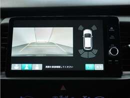 ◆バックカメラ◆リバースにするだけで映ります、後方の安全確認や、狭い駐車場での車庫入れ、雨の日や夜間など視界の悪い時に便利です！安全にバックする為には欠かせない装備です。