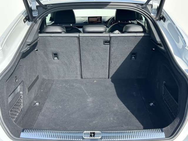 品質に自信があるからこそ、充実の保証内容をご用意しました。愛車を手放すまで、安心してドライブをお楽しみいただくお手伝いをさせていただきます！