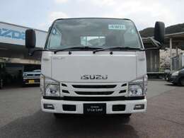 H27.12登録　いすゞエルフトラック　4WD　5MT　走行62,500km