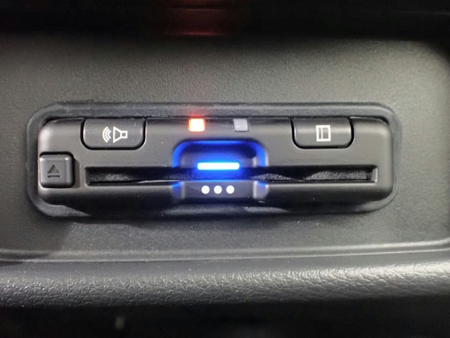 ◆東海地区最大級の展示場に自社整備工場完備で安心♪三重県でホンダ車をお探しならU-Select鈴鹿へご用命ください♪お問い合わせは　TEL　059-378-7717　へお気軽にお問い合わせください◆