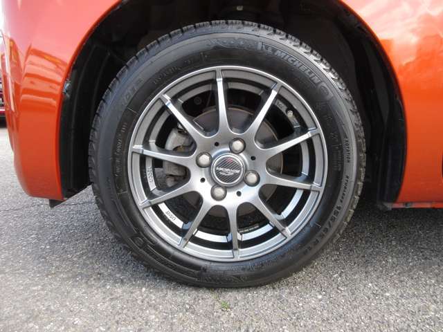 社外アルミホイール！　タイヤサイズ155/65R14