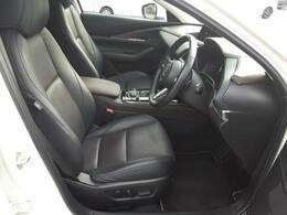 「この車の写真をもっと見たい」「状態が気になる」「この装備はついている？」どんな小さな疑問でもお気軽にお問い合わせください！