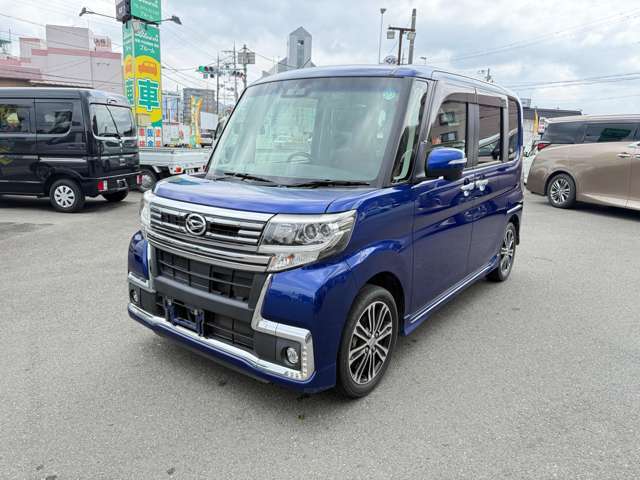 数ある販売店の中から当店のお車をご覧頂きありがとうございます。京都府亀岡市にお店を構えております、Car garden Bloomです。