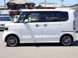 もちろん全国販売可能です。気になるお車の画像、装備内容や商談状況などメールでお送りすることもできますので是非気軽にお問合せください。