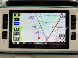 純正ナビ　フルセグテレビ付き