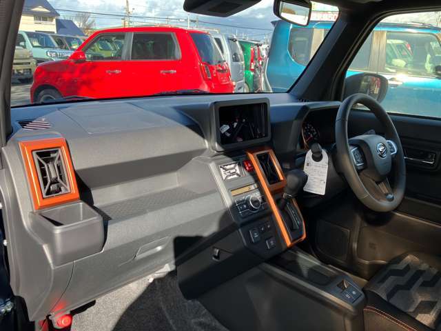 お子様のための大きいなキッズスペースもあります！お子様を預けて心おきなく車種選びを楽しんでください♪