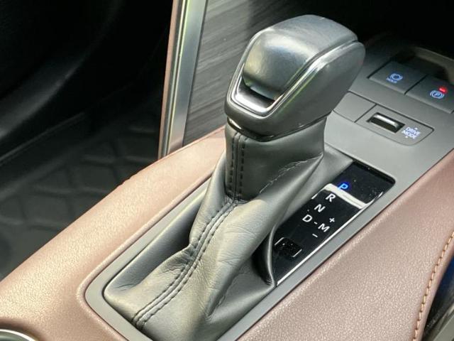 お車に合わせて無料保証以外にも、保証範囲、期間、距離を拡充させた有料保証もご用意しております！中古車の購入が初めてで不安・・・というお客様もご安心ください！