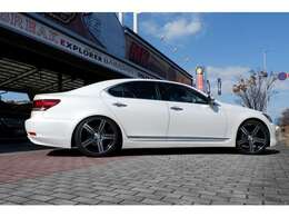 なので大きな車ですが実は後期LS460はドライバーズCARなんです。