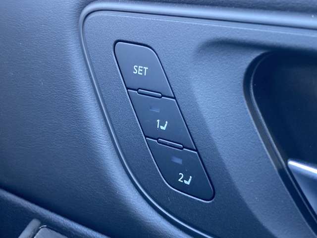 パワーシートは2名分のメモリーが出来ます