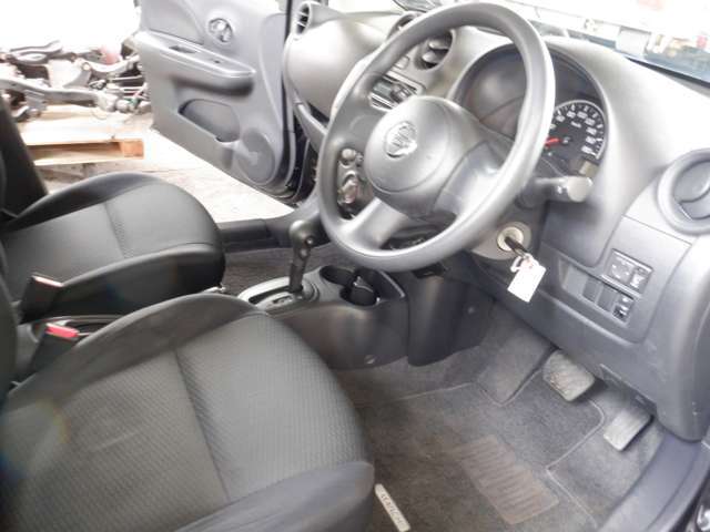 きれいな車内です！エアコンフィルターも納車前に神秘新品交換してお渡しさせていただきます☆きれいな空気で快適な車内を♪