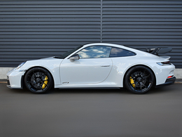 クレヨン、ブラック レザー、Race-Tex インテリア、コントラストカラー