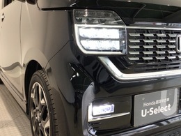 【LEDヘッドライト】ディスチャージヘッドライト（HID）と同等の明るさで、夜道や雨天走行が明るく視界良好！！　フォグライトも装備で、安心感さらにUPです♪安心ドライブを楽しんで下さい♪