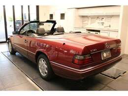 E320 Cabriolet 正規輸入車　1993/8 製造