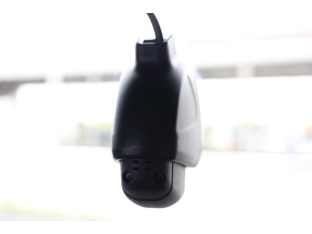 2カメラタイプのドライブレコーダーですので、しっかりと後方録画も可能です！後方も抜かりなく、リアドラレコがあなたのドライブを安全にサポートします。