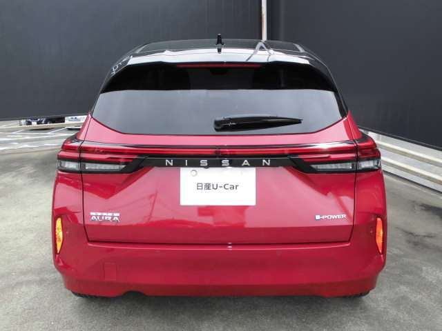 納車前には、日産のエンジニアが点検整備をしっかりさせて頂きます。消耗品部品の交換はもちろん、整備内容記録簿も納車時にお渡しいたしますので点検内容がちゃんと確認できて安心していただけます！！