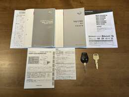 点検整備記録簿・新車保証書・取扱説明書・純正キーレスキー・スペアキー、揃っております♪