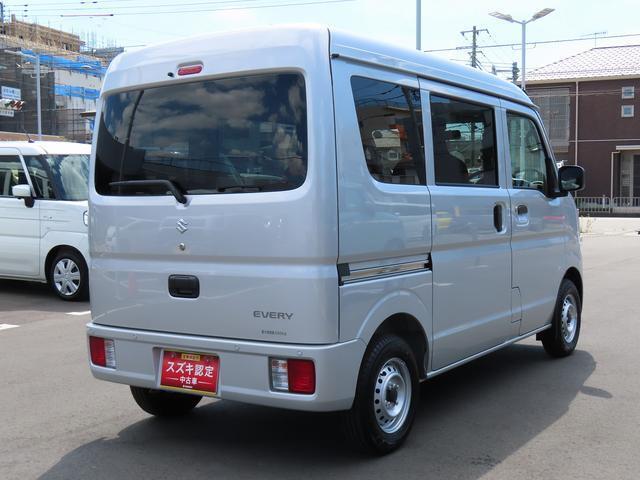 背が高く軽自動車枠を使い切ったデザインで室内広々☆