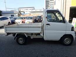 4WD　PTO　ダンプ　エアコン　パワステ