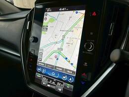 【純正ナビ】一体感のあるナビは、高級感ある車内を演出してくれます。Bluetooth再生などオーディオ機能も充実しておりますので、運転もより楽しめます♪