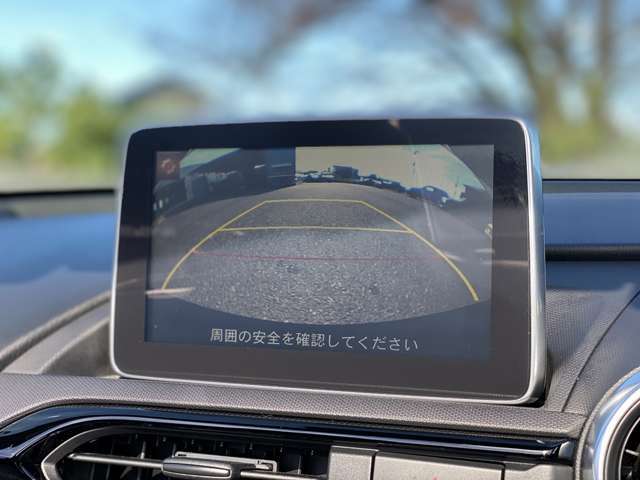 【カラーバックカメラ】車庫入れが苦手な方や初心者の方でも安心のアイテム