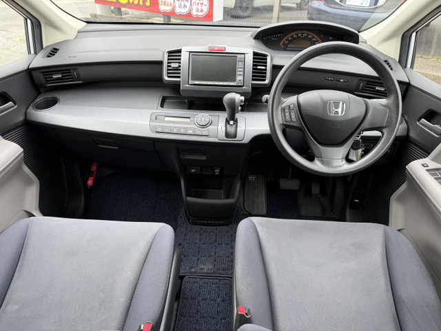 こちらのお車は維持費が安くなる 【2列シート5人乗り4ナンバーバン登録納車】 も可能です。維持費の比較や詳細は当店HPをご覧いただくかお気軽にお問い合わせください。