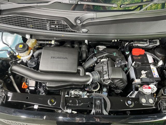親切・丁寧な専門メカニックスタッフが応対！・車検・点検整備・事故等の修理などアフターサービスも安心。お車のカスタマイズもネクステージのサービススタッフまでご相談ください！