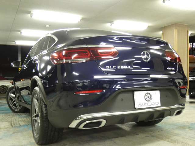 GLC220d　4MATIC　クーペ　スポーツラインエディションが入庫しました！外装色には希少なカバンサイトブルーMを配色！内外装共に程度良好な1オーナー車輌となります！お早めにお問い合わせください！