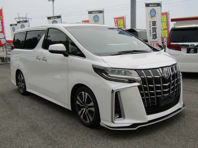 今のお車の買取・下取もお任せください。業界騒然！特許取得の買取システムで、買取時の見積もり書をお渡しします。口頭などでの駆け引きはいたしません。買取もぜひオートバックスカーズ富山南にお任せください。