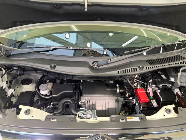 親切・丁寧な専門メカニックスタッフが応対！・車検・点検整備・事故等の修理などアフターサービスも安心。お車のカスタマイズもネクステージのサービススタッフまでご相談ください！