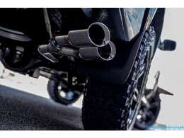 デュアルサイドマフラー