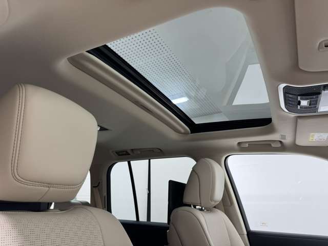 ワンオーナー　禁煙車　リヤエンターテイメント　純正JBLナビ　TV　ベージュ革シート　サンルーフ　パノラミックビュー　BSM　HUD　RCTA　ブラックルーフレール