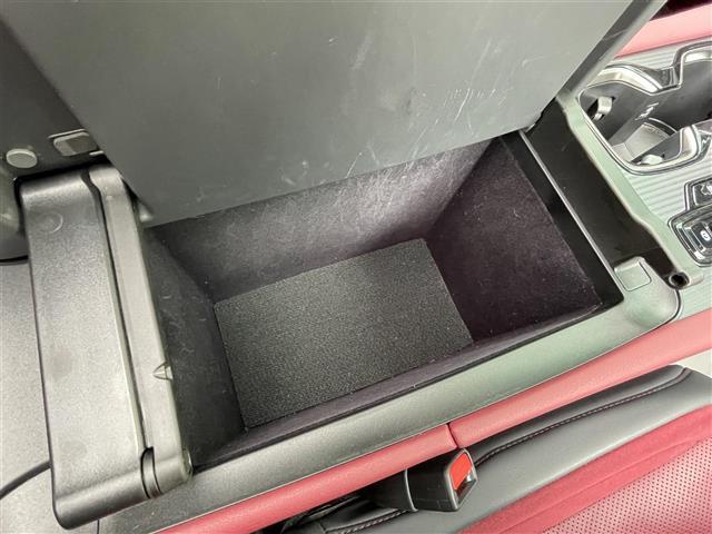 店頭販売もしておりますので、先に在庫が無くなってしまうこともございます。気になる車はまずはお問い合わせください！