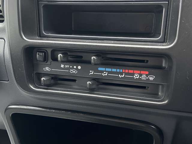 お買得車がたくさん！！お気軽にご来店ください！！ご来店の際は、お気軽にご連絡ください！通話料無料のフリーダイヤル0078-6002-973815をご入力ください。