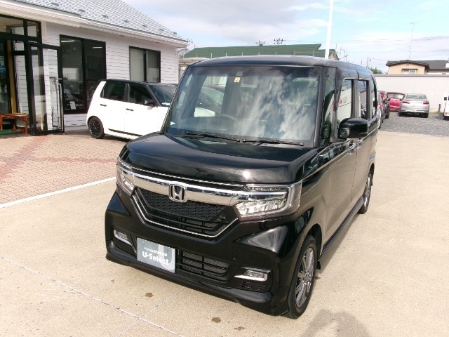 ホンダカーズ青森東　むつ店にて展示中