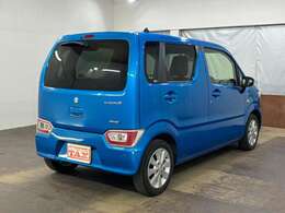 当店は安心のJUメンバーショップ！！JUでの仕入れや下取り車など展示しております☆（JU＝社団法人日本中古自動車販売協会連合会）