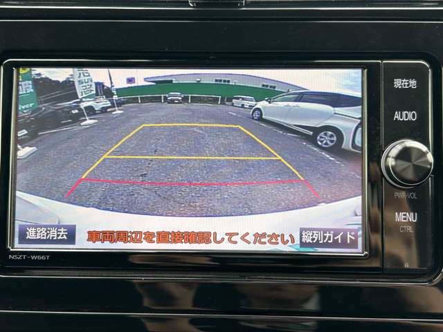 【バックモニター】後方の映像を映し出すことで、安全して駐車ができます！駐車が苦手な方にもオススメな便利機能です♪