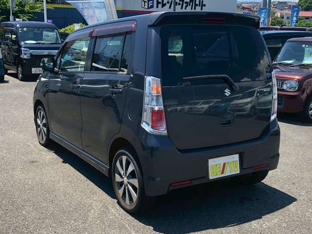 公的機関「（財）日本自動車査定協会」の基準を採用。日本オートオークション協議会「走行距離管理システム」で距離に不正が無いかもチェック済みです。