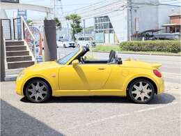 アクティブトップルーフ（電動開閉式ルーフ）