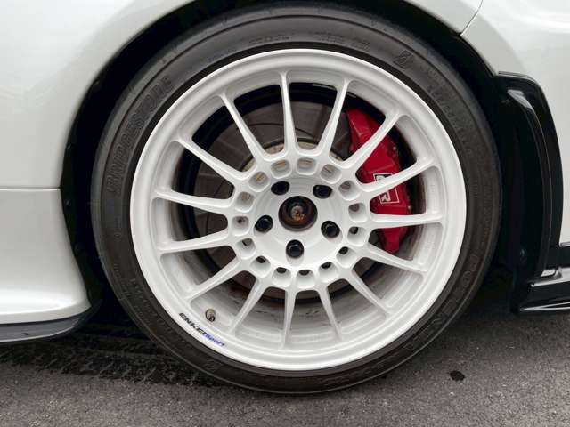 オールメーカー展示中！！色々な車種を見比べて頂いても構いません！！見て触って乗ってあなたにピッタリのお車をお探しにご来店ください！！