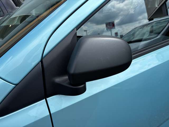 ☆ハヤシの車検は1時間の短時間車検を実施しております。不慣れな代車に乗ることもないので多くのお客様にご好評いただいております☆