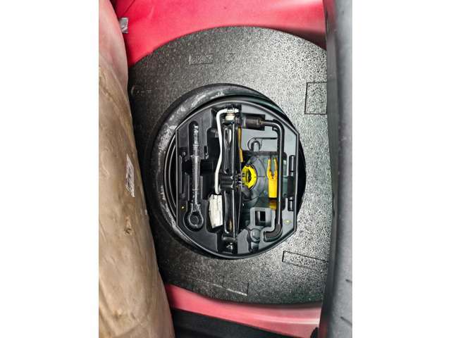 すべてのお車は納車前に点検整備をし、悪い箇所や消耗している箇所がありましたら交換修理してからのお渡しとなりますのでご安心ください