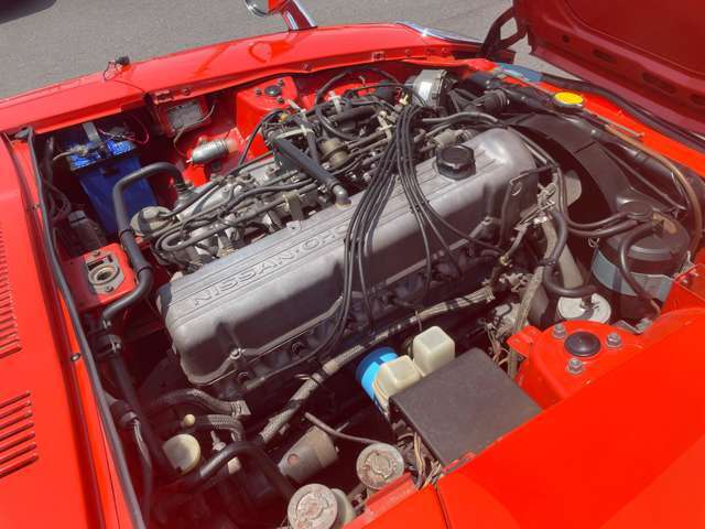 【エンジンルーム】エンジンの調子は良好です！ご納車前にはしっかりとオイル交換・その他油種類の点検補充をさせて頂きます。また、ガリバーでは修復歴のある車は販売いたしません。