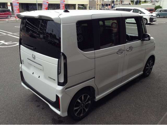 【納車は、スピーディーで、お支払いは楽々！】納車は、最短で、3日後にはOK！お支払いは、自動車ローンをお使い頂き、最大120回払いまでOK！
