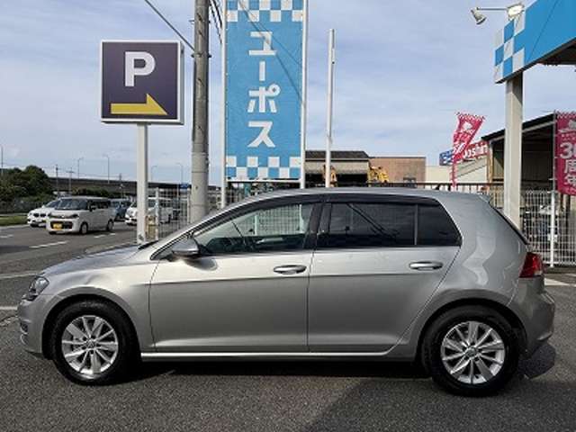 【質の高いお車に厳選】毎月約100台のお車が入庫する中で、本当に自信を持って販売できる『高品質車』のみに厳選して在庫。なおかつ諸経費を抑え、低価格での販売を実現しております。