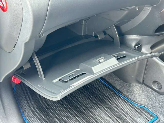 新車・中古車問わずローンは120回払いまで対応可能☆分割内容も様々なのでお気軽にご相談ください☆