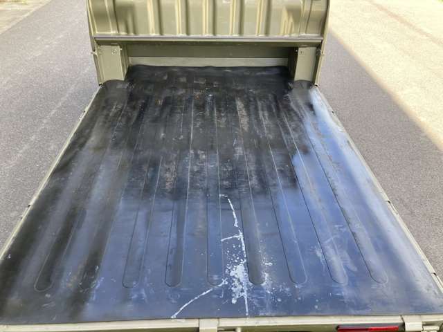 自社陸送便や、陸送手配も全力で対応させて頂きますのでご相談ください♪