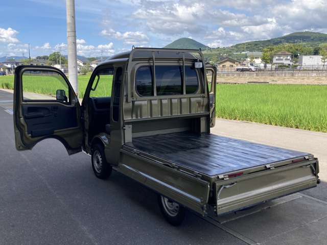 中古車は故障が・・・というお客様に！保証プランをご用意致しております♪　ライト、スタンダード、プレミアムの3つのプランから選べます♪