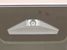 【スズキ　セーフティサポート】走行中に前方の車両等を認識し、衝突しそうな時は警報とブレーキで衝突回避と被害軽減をアシスト。より安全にドライブをお楽しみいただけます。